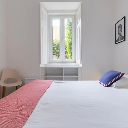 Private Terrace 2bdr By Lovelystay *