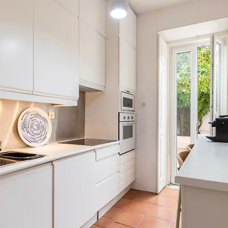 Appartement Private Terrace 2bdr By Lovelystay *