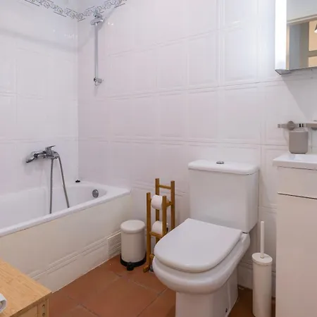 Private Terrace 2bdr By Lovelystay *