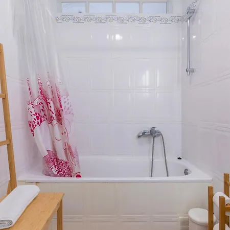 Appartement Private Terrace 2bdr By Lovelystay