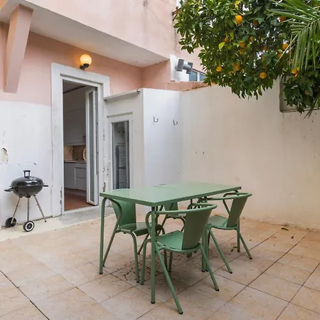 公寓 Private Terrace 2bdr By Lovelystay